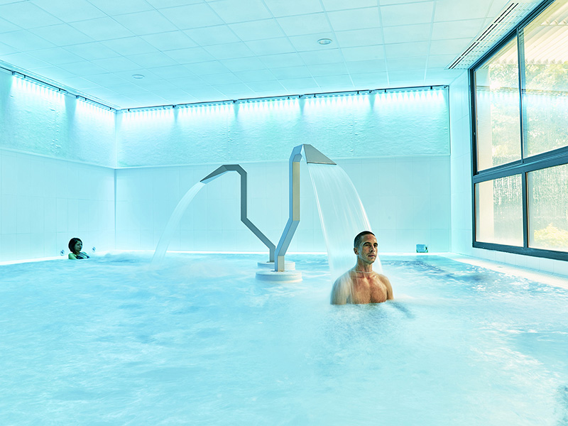 Jacuzzi géant